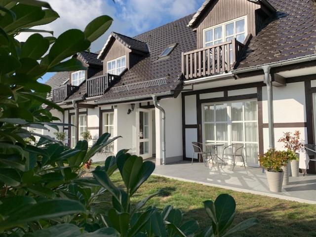 Landhotel Rosenhof Garni Am Plauer See Mit Ladesaeule Fuer E-Autos Quetzin Exteriér fotografie